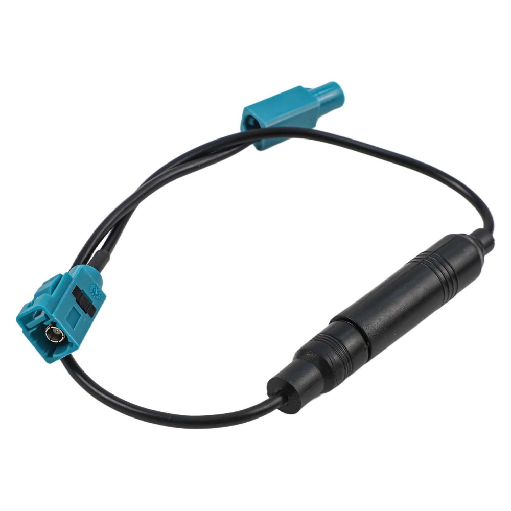 Cable Easy Retrofitting For Antennas With Power Pluggable Installation