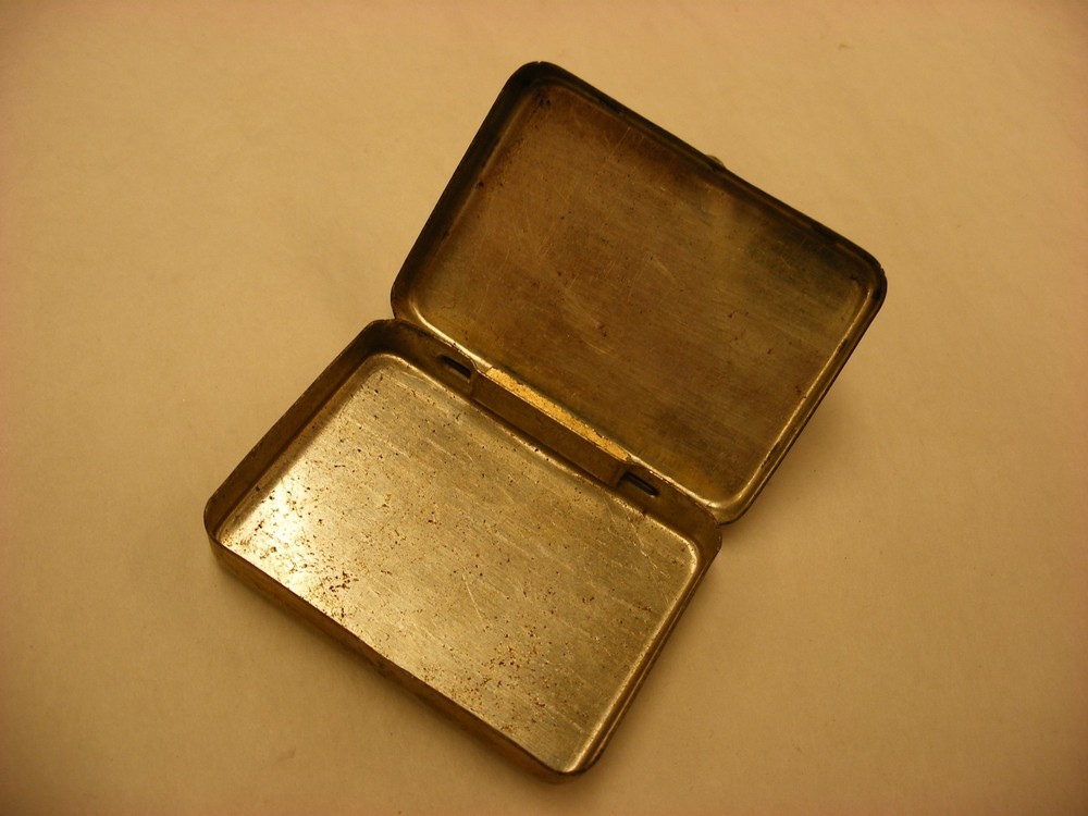 Phonograph Victrola Gramophone - Needle Tin - Russian - Silver/Blue - #7