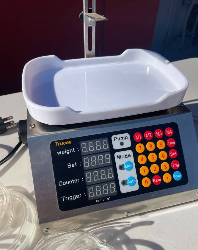 Trucee Automatic Quantitative Liquid Filling Machine CSY-3200