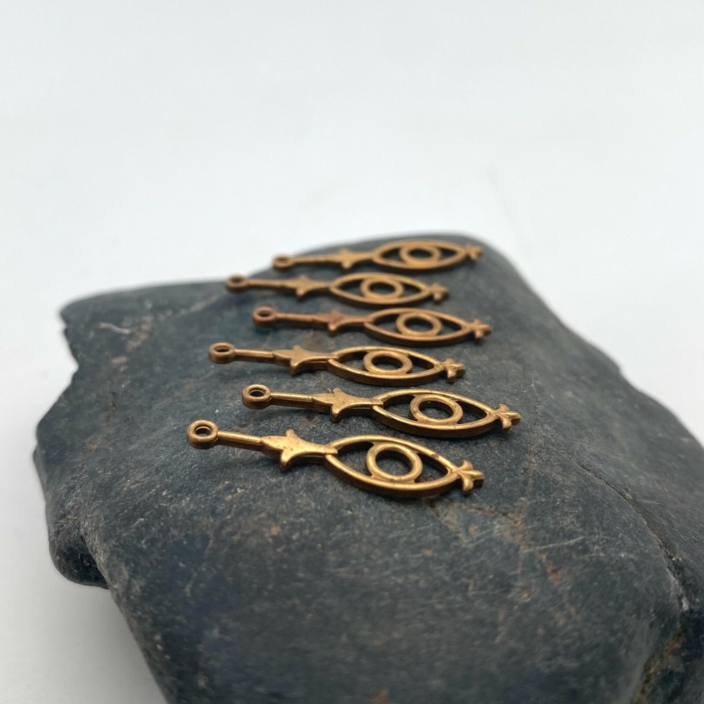 6 Vintage Brass Drops (BP89)