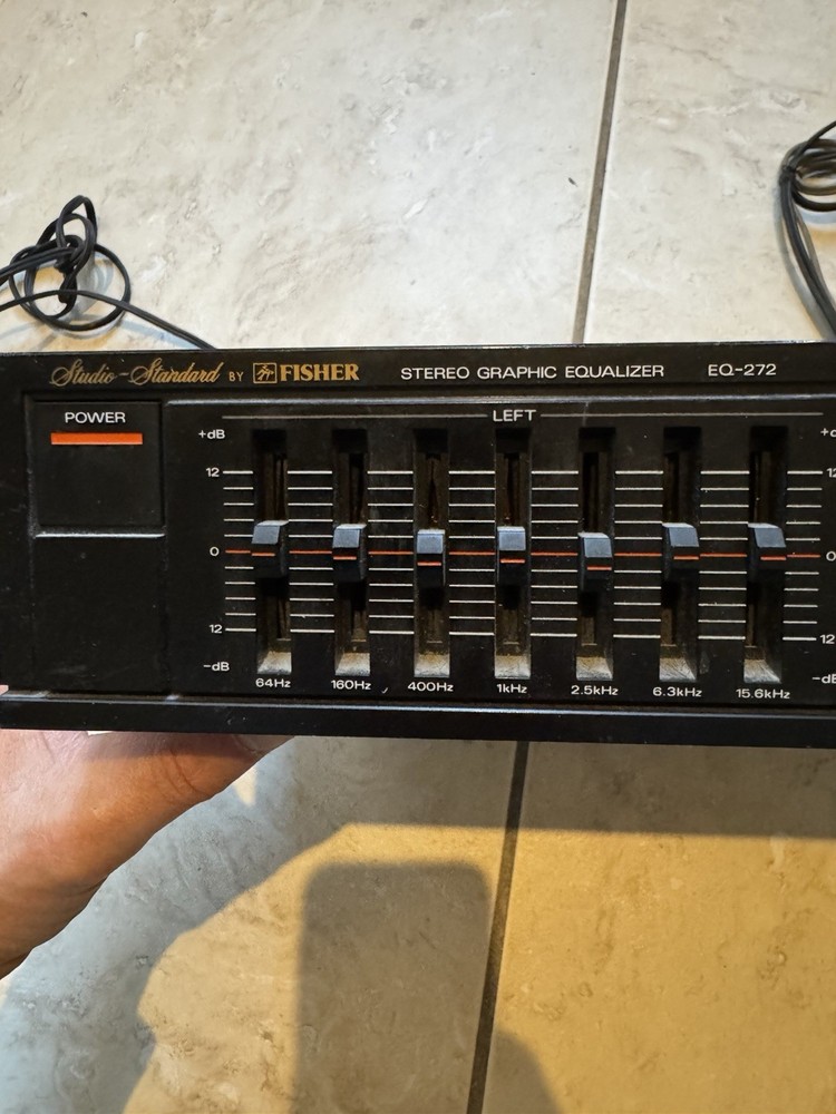 винтажный стереофонический графический эквалайзер Fisher EQ-272