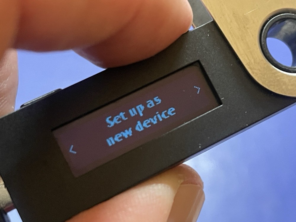 Ledger Nano S Crypto Hardware Wallet
