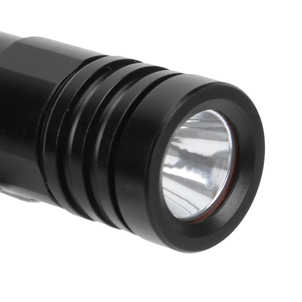 Mini Diving Light 200M Waterproof Underwater LED Flashlight Camping Lantern WT