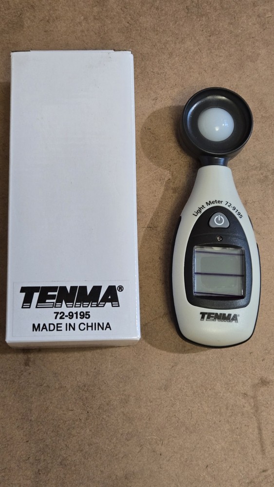 TENMA 72-9195 Auto Ranging Light Meter