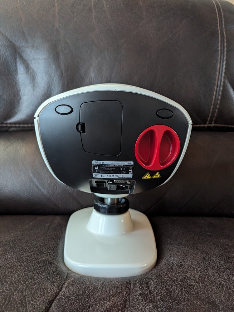 Medizs SMART CP 11 - Auto Chart Projector W Remote & Manual