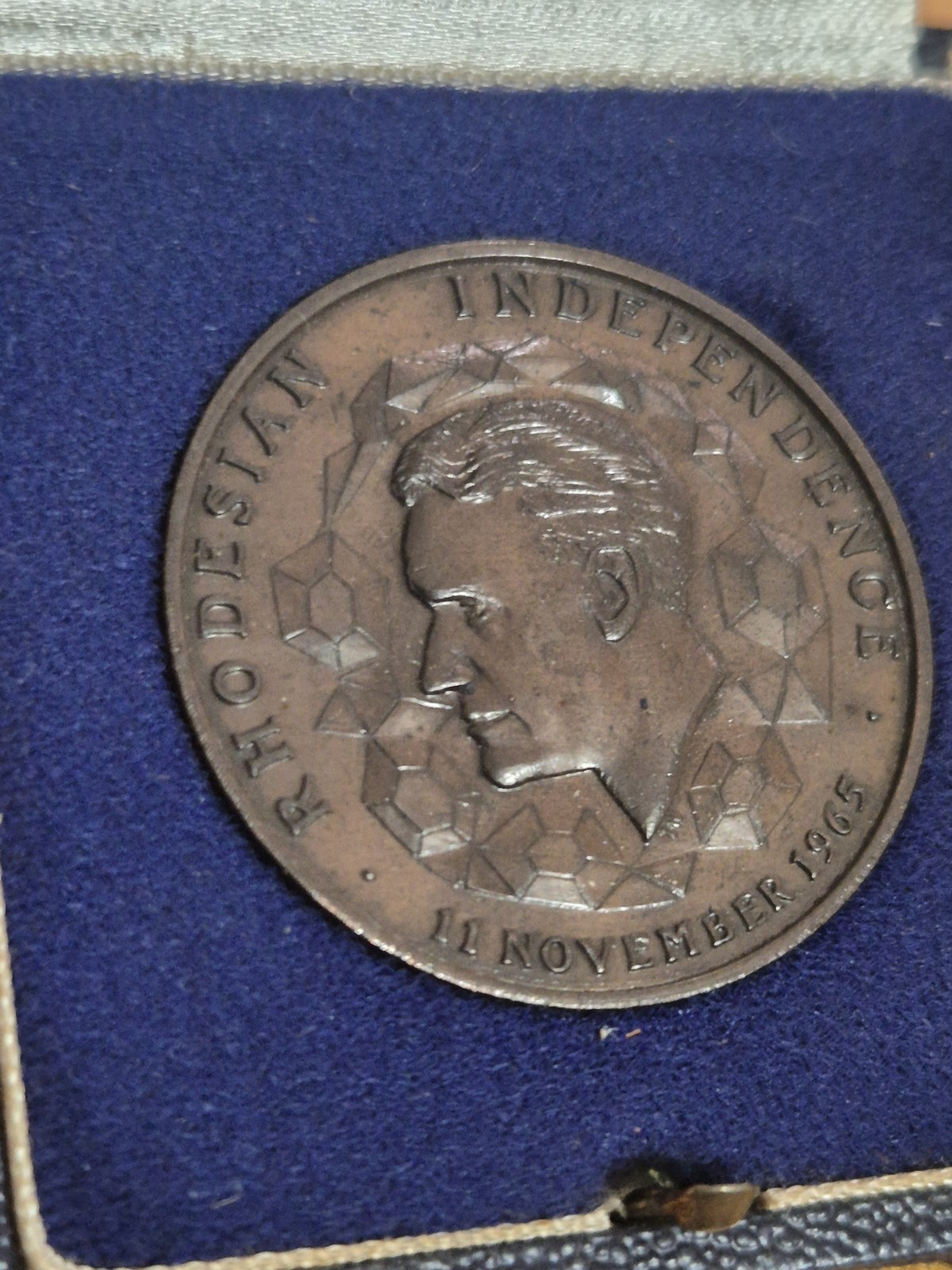 11 November 1965 Rhodesian Independence Bronze Medal In Box