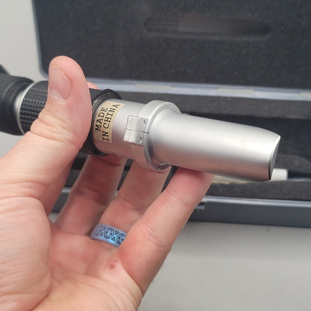 Extech Instruments RF15 Portable Refractometer With Case