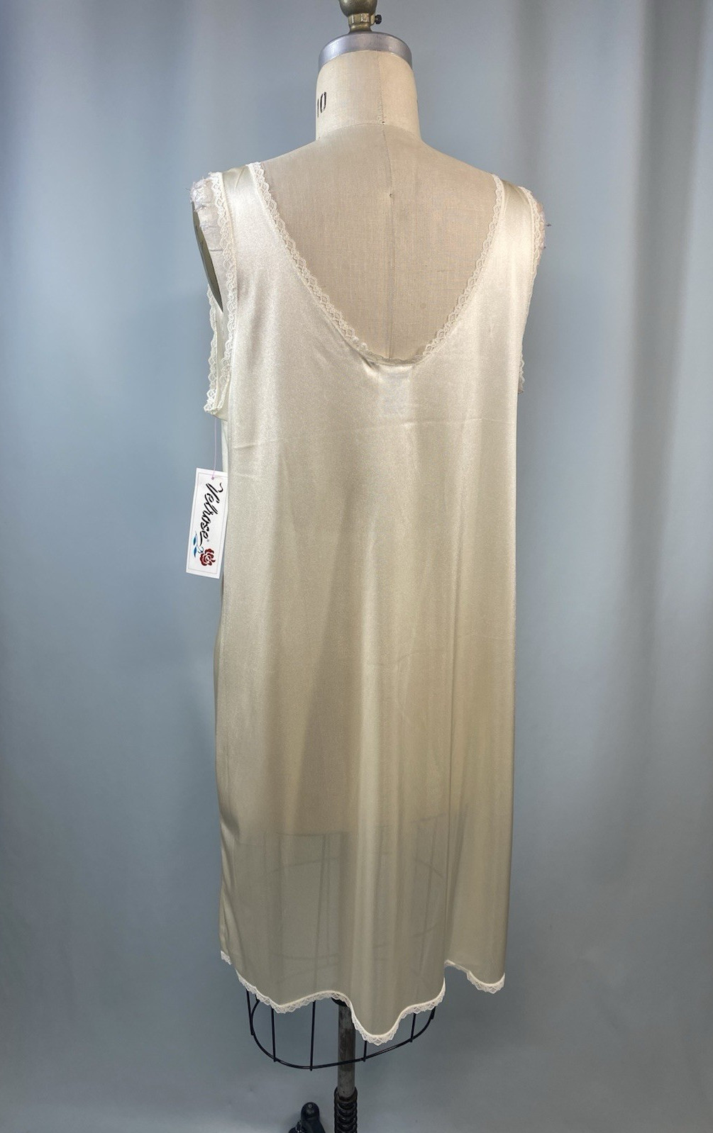 NEW NWT Full slip SIZE 40 LARGE 12/14 Ivory nylon modest VELROSE classic