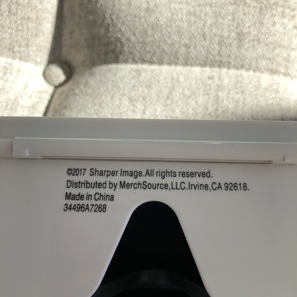 SHARPER IMAGE VR HEADSET WITH PAC MAN STICKERS