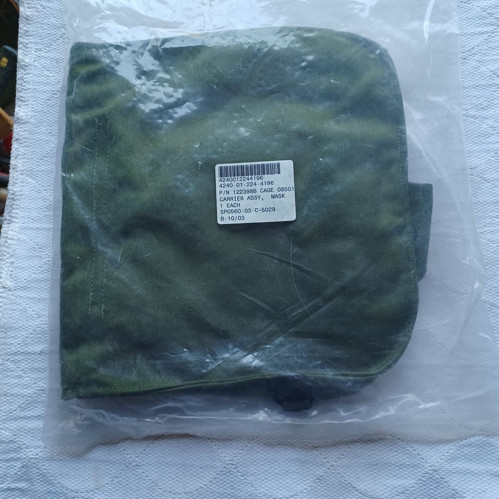USGI M40 Protective Mask Carrier  New