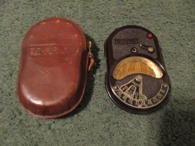 Vintage Tempiphot Light Exposure Meter w/Case
