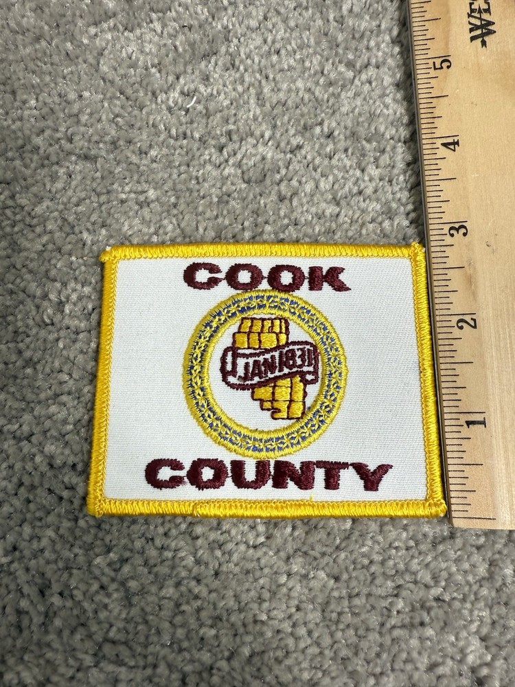 IL- Cook County Illinois Flag Style Patch **Older Version**