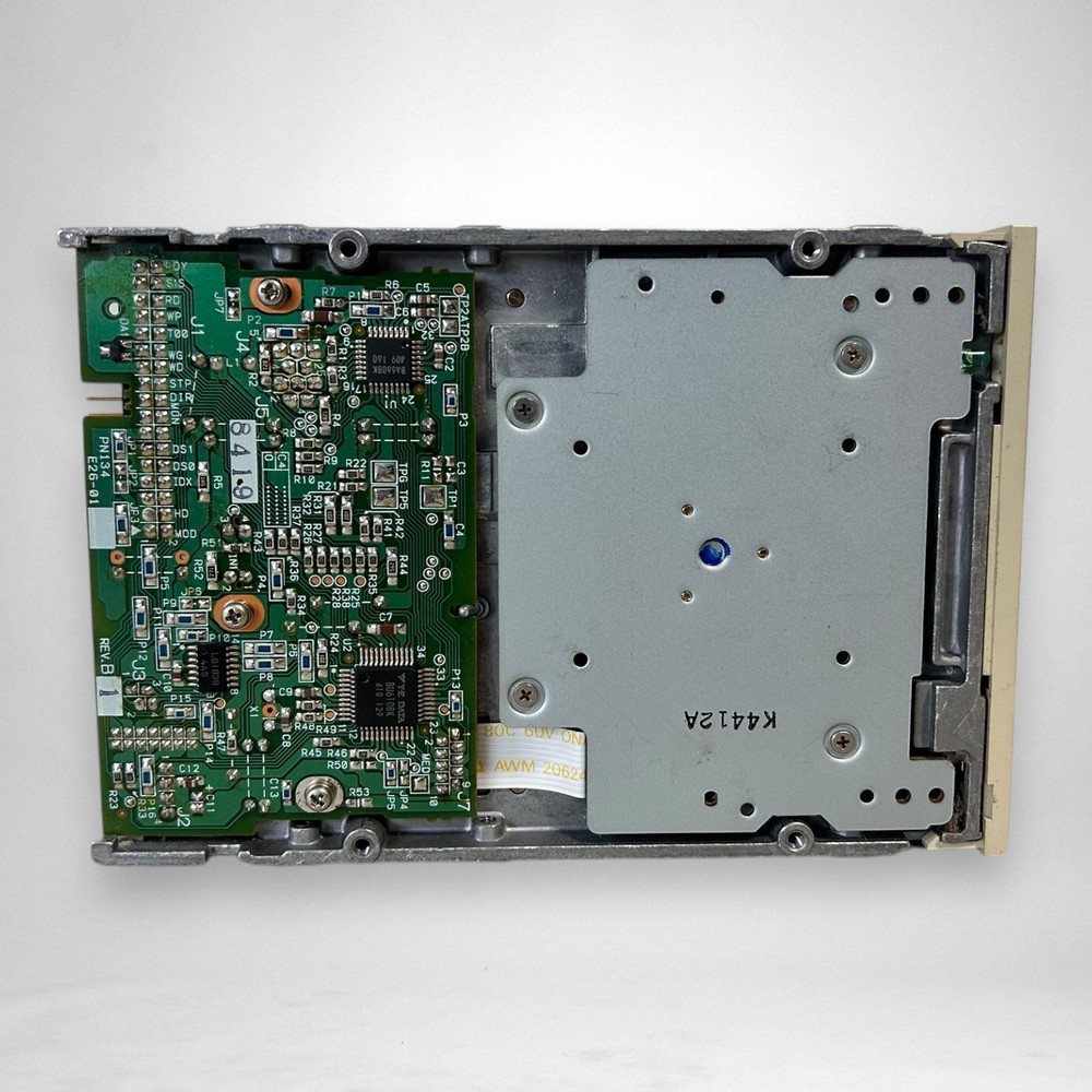 YE Data YD-702D-6037D A 3.5in Floppy Disk Drive
