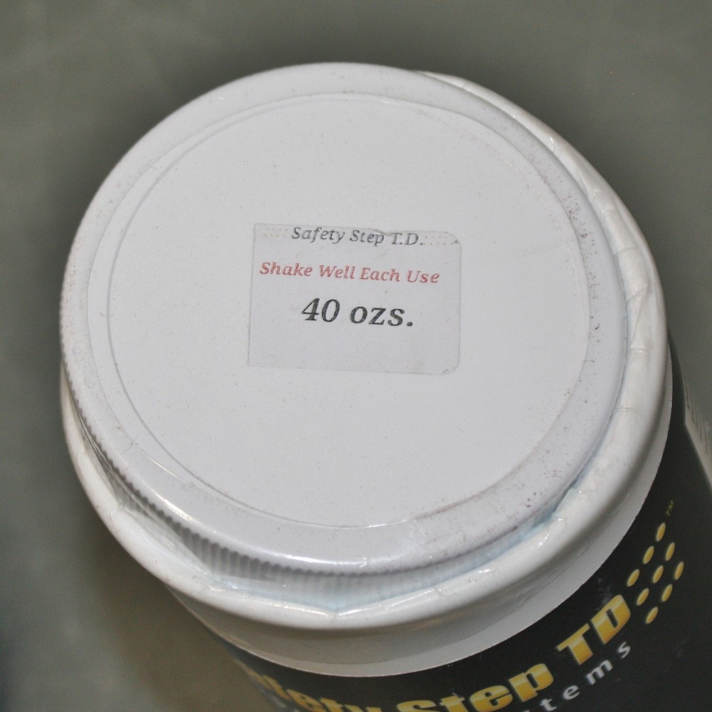 CRUSHED - (3) SSTD Construction Adhesive SSTD5893200, SSTD-589, 1 qt, Acylic