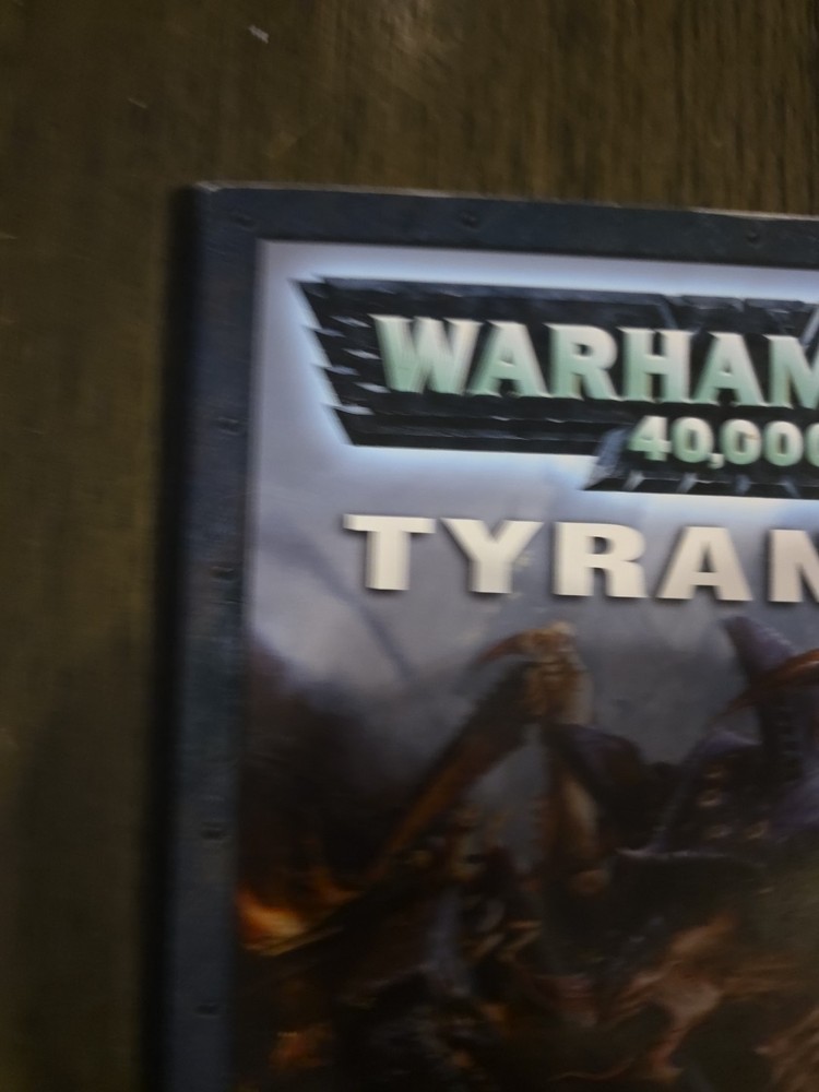 GW Warhammer 40K TYRANIDS codex 4th Edition supplement rulebook softcover