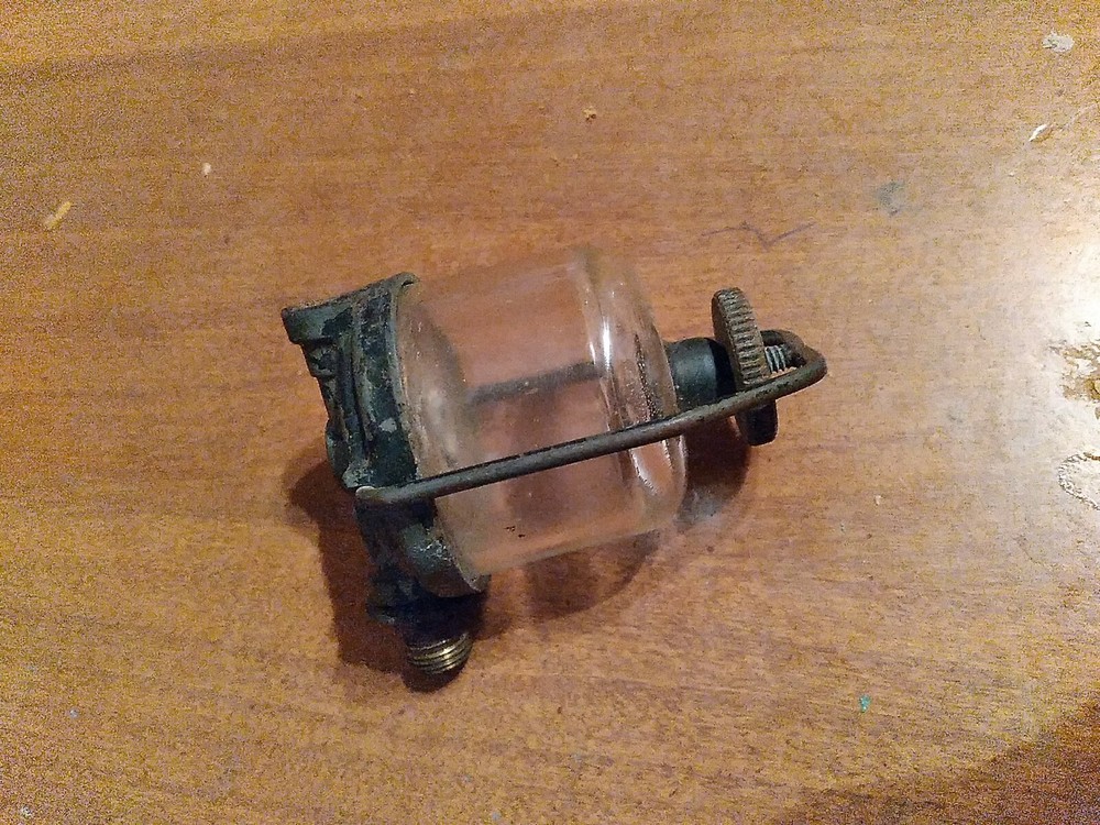 Vintage Gas Filter Sentiment Trap