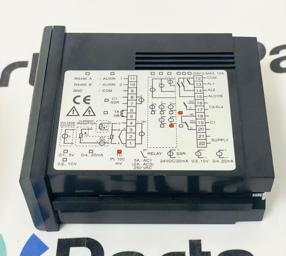 TECNOLOGIC THP94 TCR-----H- R Temperature Controller