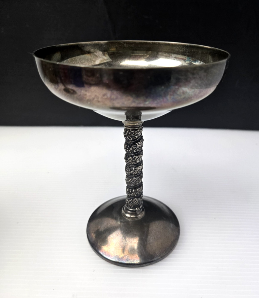 2 Vintage Roma S.L. Champagne Goblets Spain Twisted Grapevine Stem Silver Plate