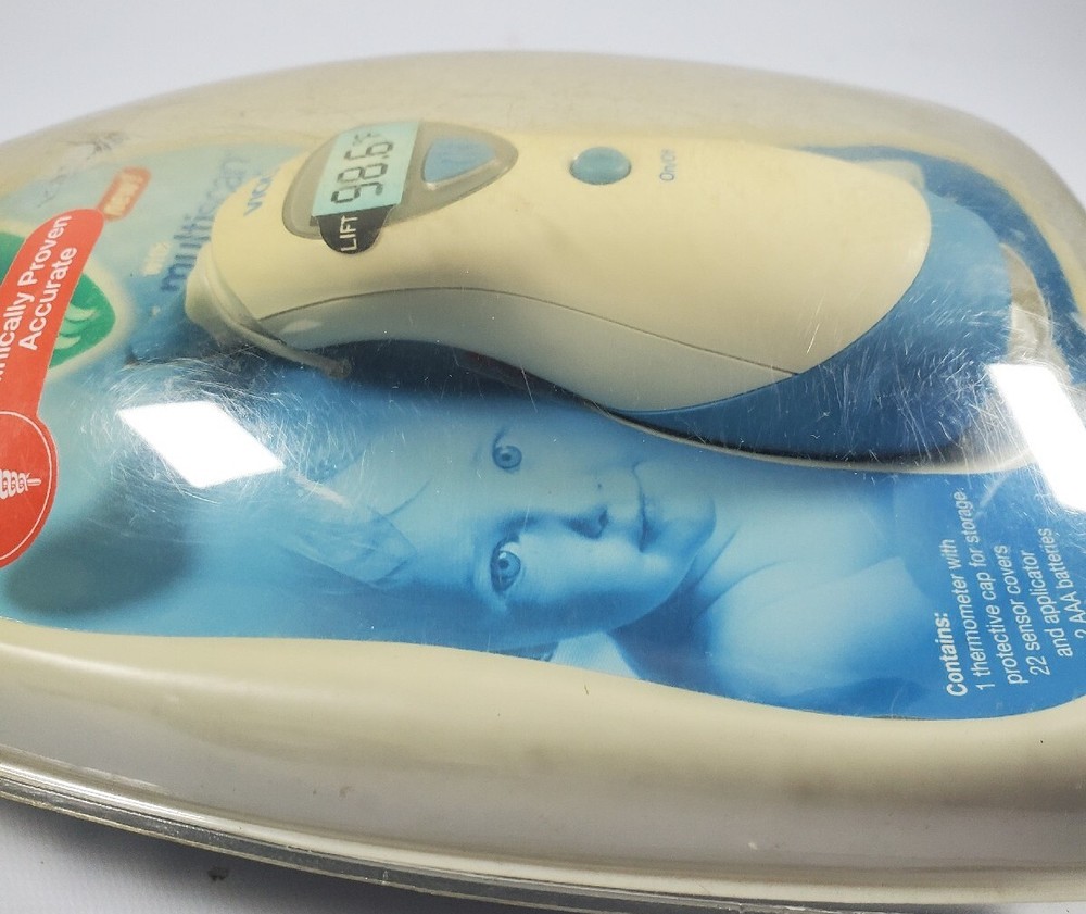 VICKS Multiscan Ear Thermometer With Protective Cap For Storage