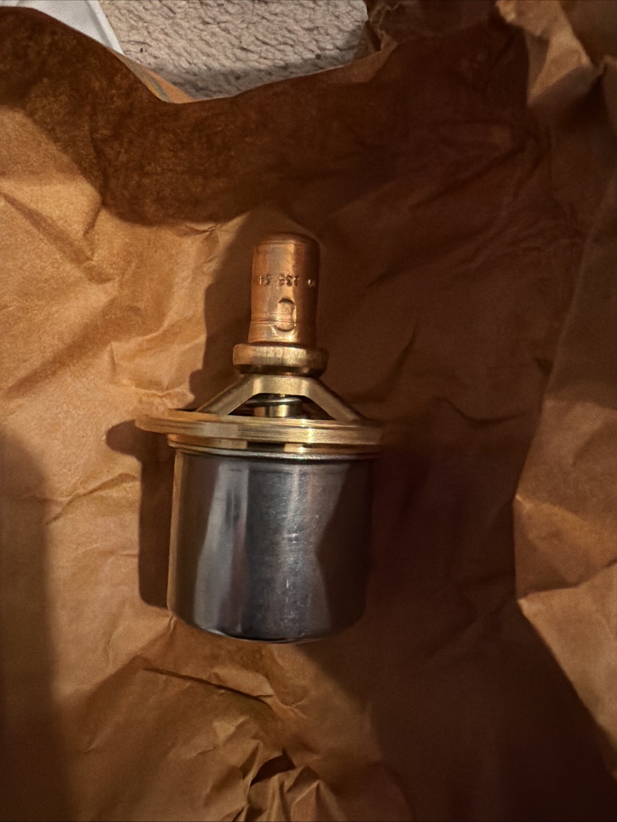 New OEM Genuine Cummins 3690535 THERMOSTAT