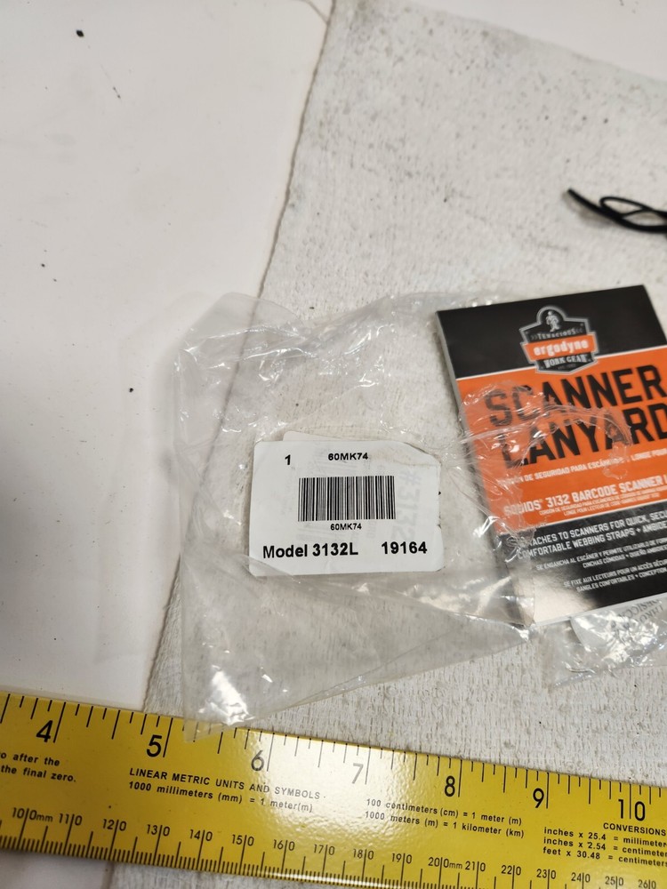 ERGODYNE SQUIDS 3132L LARGE BARCODE SCANNER LANYARD 60MK74