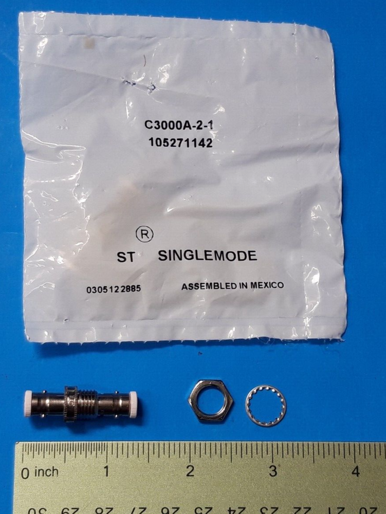 (2 PCs) COUPLER , SINGELMODE COUPLER , LUCENT 105271142 / C3000A-2-1