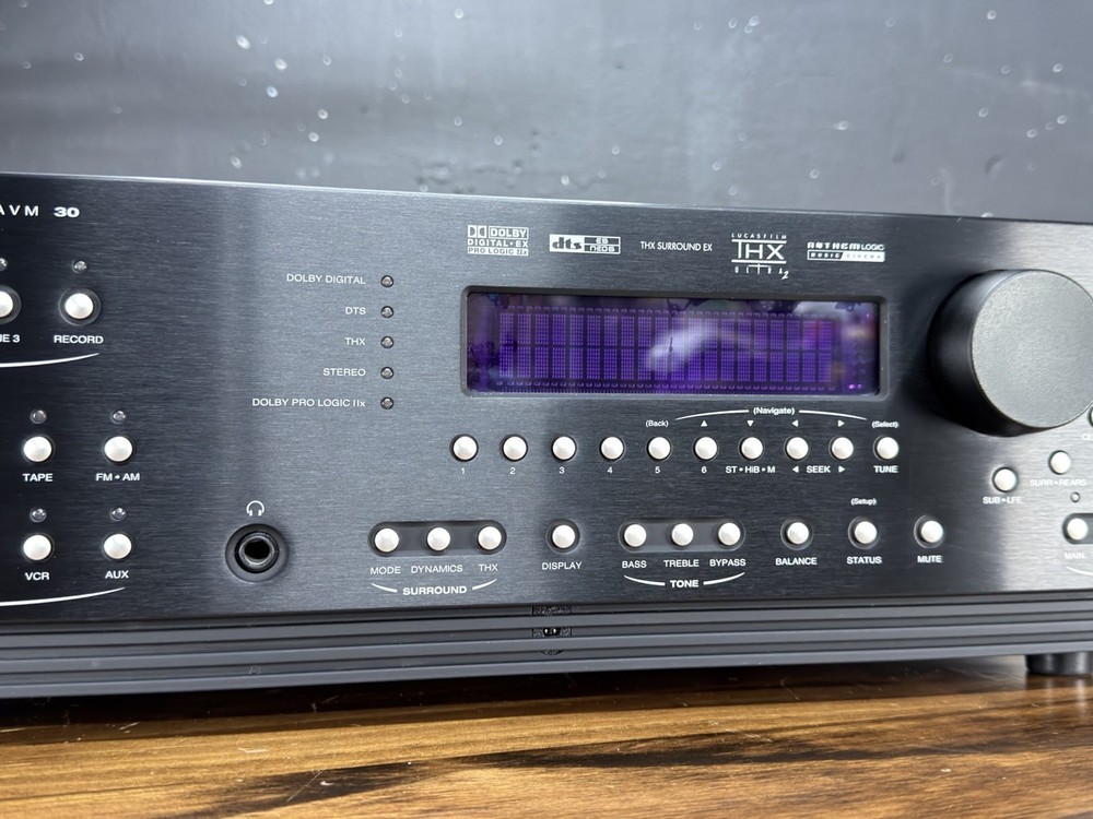 Anthem AVM 30 Stereo Preamplifier/Processor