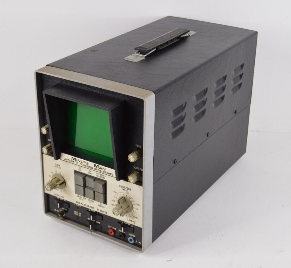 Sencore Model PS29 Minute Man Automatic Triggered Oscilloscope POWERS ON