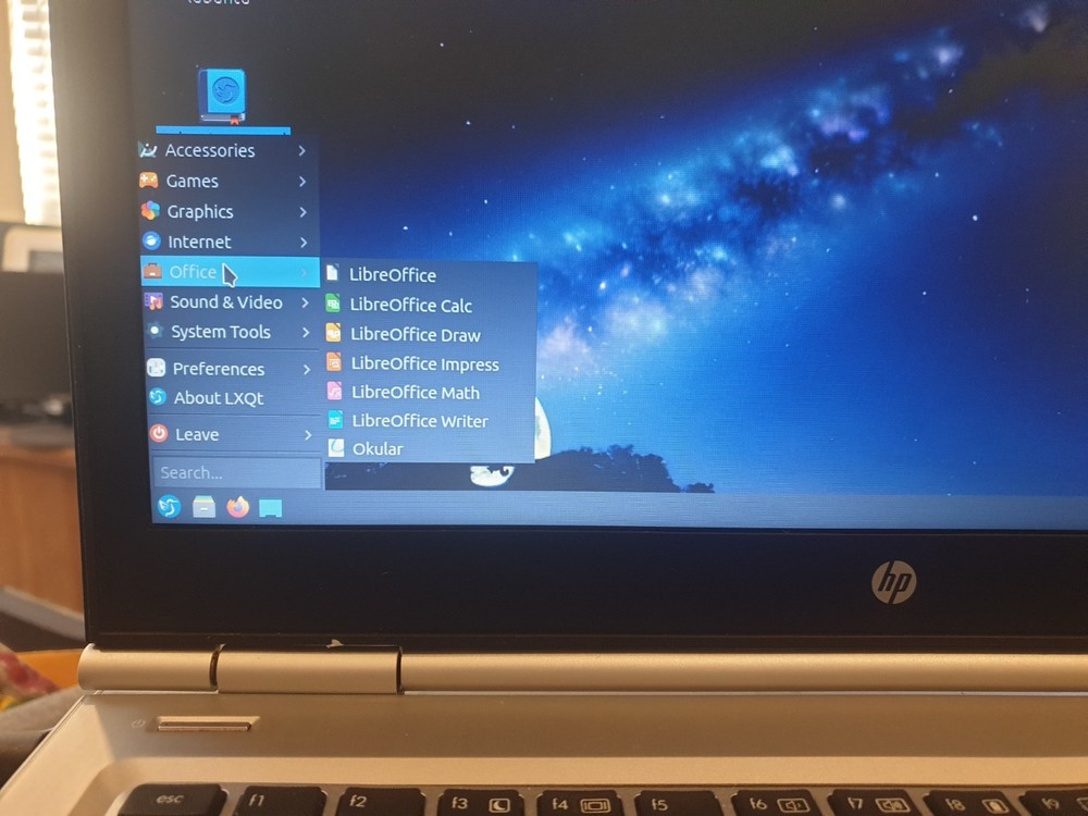 Linux Lubuntu V24.04.4 64-bit, Bootable Live and Install USB Flash Drive