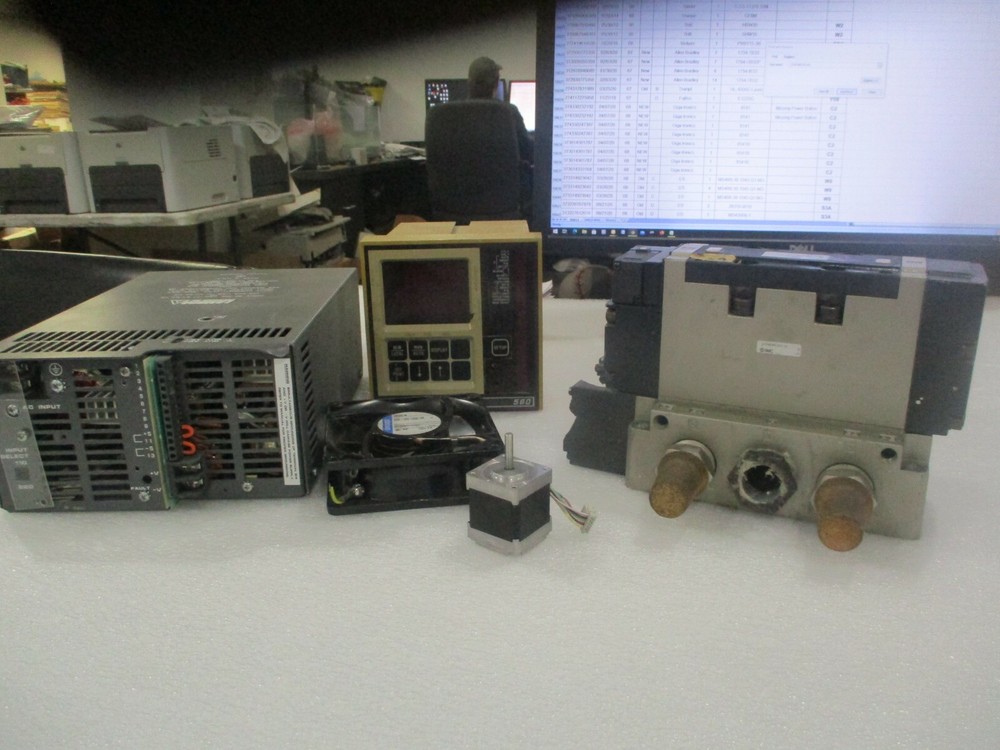 ALLEN BRADLEY 1747-L511 Ser B SLC 500 Processor Unit =