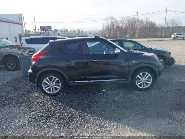 JUKE 2012 Glove Box 4965093