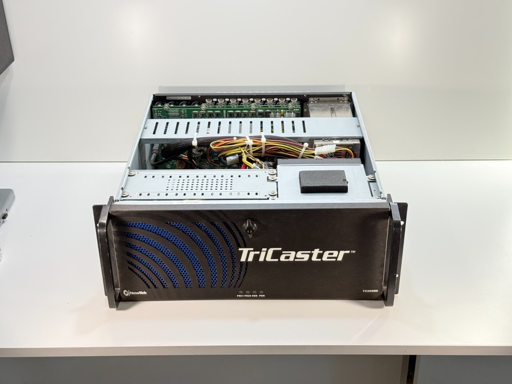 Newtek TriCaster TCXD850 AS IS