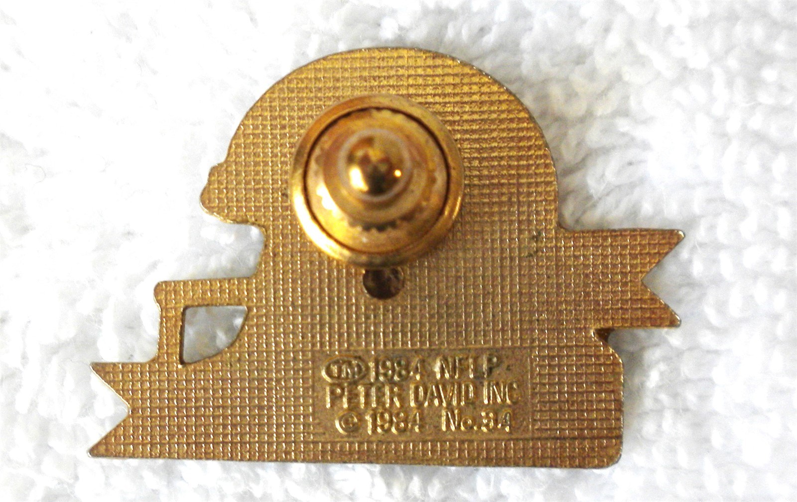 VINTAGE PETER DAVID CINCINATTI BENGALS 1-1/4" x 7/8" 1984 NFLP LAPEL PIN TIE TAC