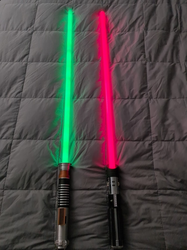 Star Wars 2005 Master Replicas Force Effects Luke Skywalker & Darth Vader (2)