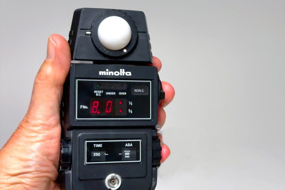 Minolta Flashmeter II with Spherical Diffuser, Reflective Light Attachment, Case