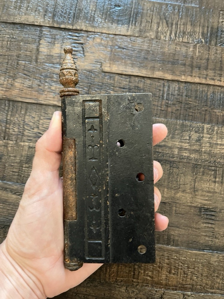 Victorian aesthetic movement hinge 5” x 2.5”