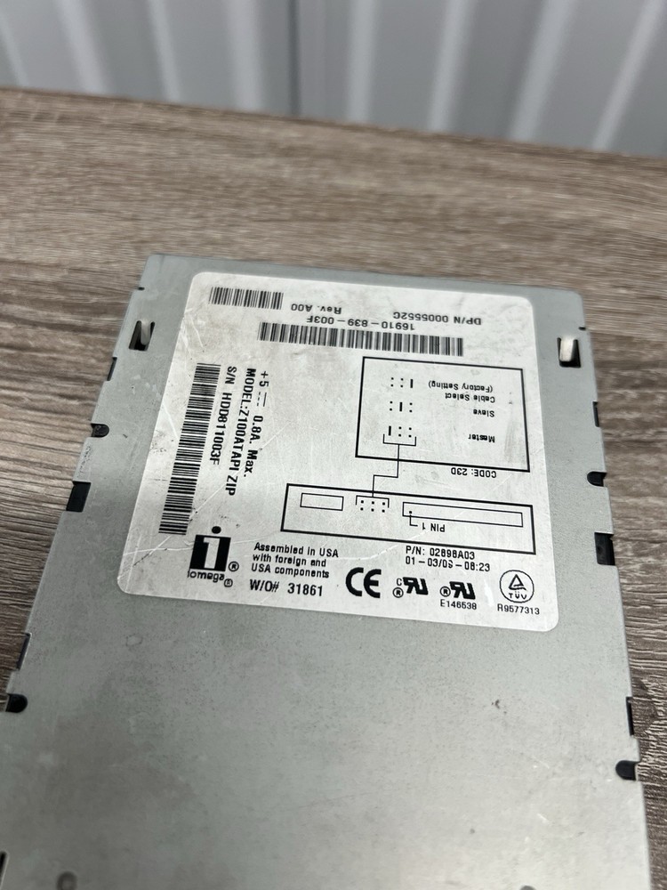 Untested Iomega ZIP 100 Z100ATAPI 100MB 3.5" Zip Drive Internal