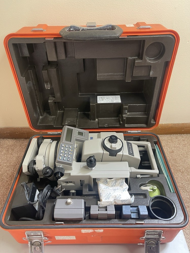 Sokkia Set2B total station