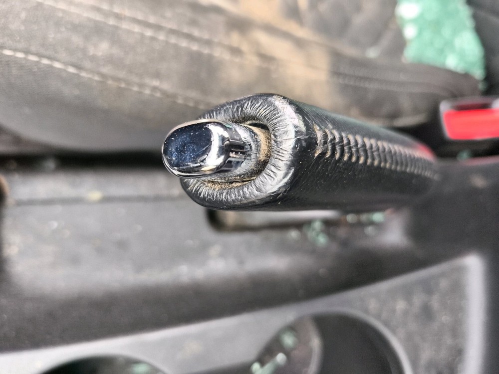 KIA CEED 2015-2018 HAND BRAKE