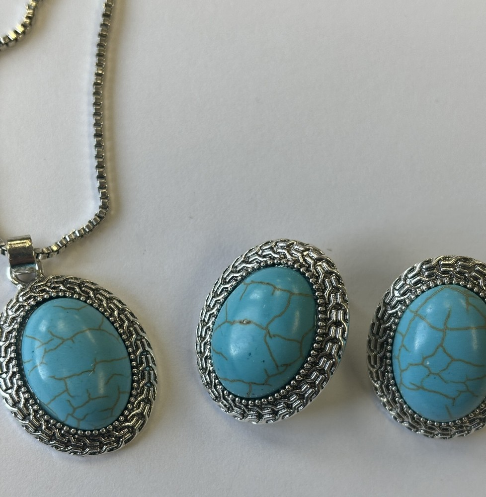 DIY Turquoise Necklace and Earrings Set