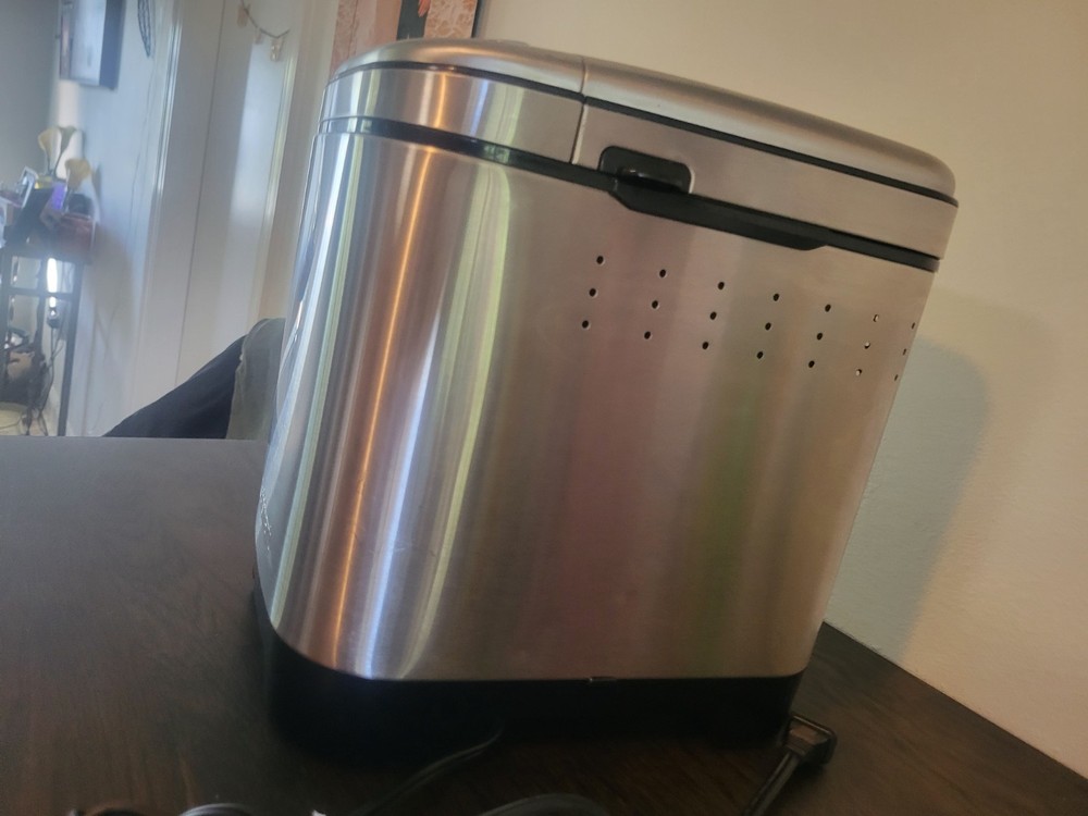 Cuisinart CBK110 Compact Automatic Bread Maker