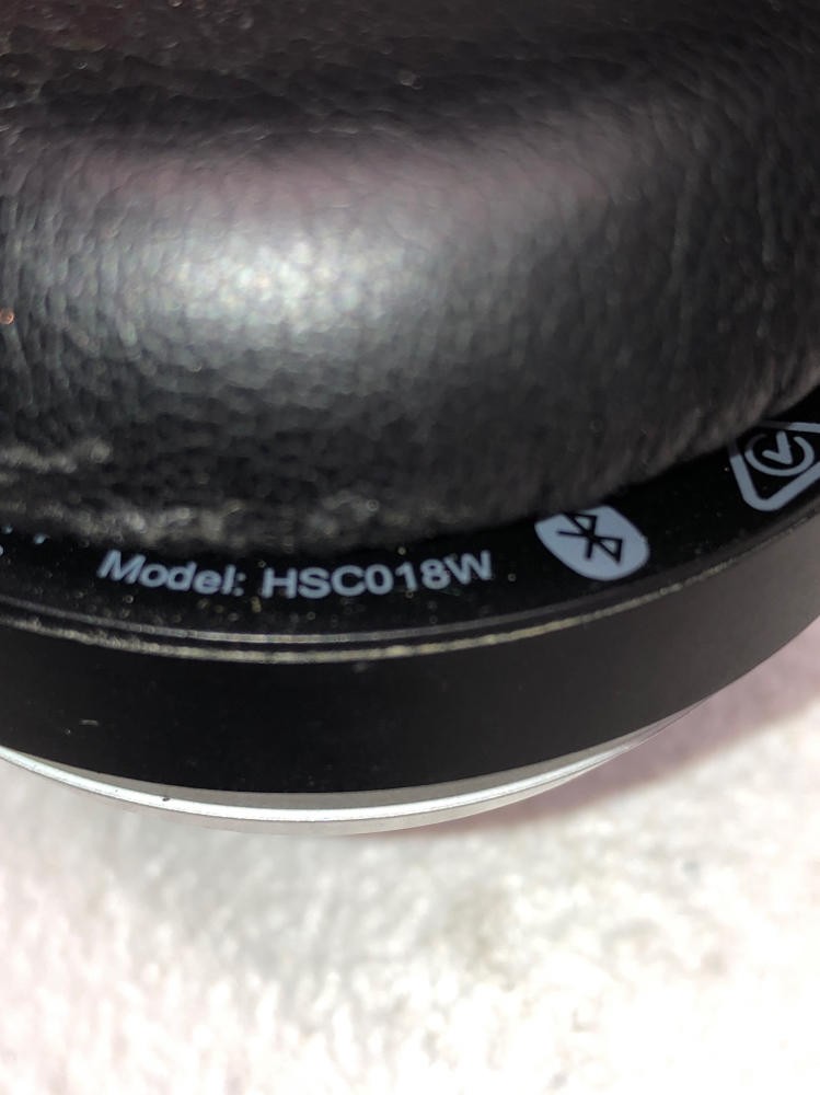 Jabra Evolve 65 UC Stereo Bluetooth On the Ear Headset Bundle - Black (HSC018W)