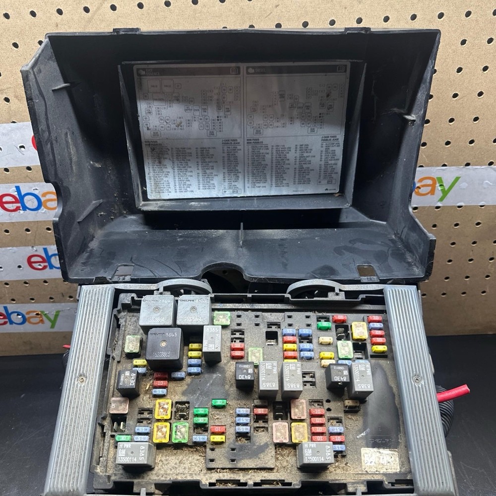 Chevy Silverado 2008 fuse box relay module 12v (.2)