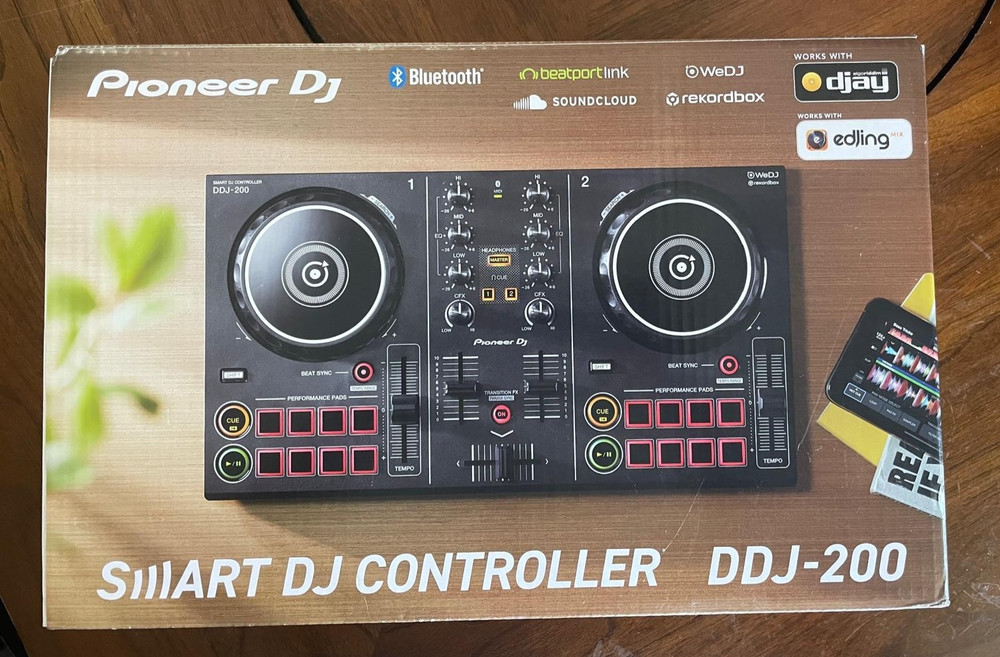 Pioneer DDJ-200 Smart DJ Controller + EVA Carry Case — Complete Bundle w/ Cables