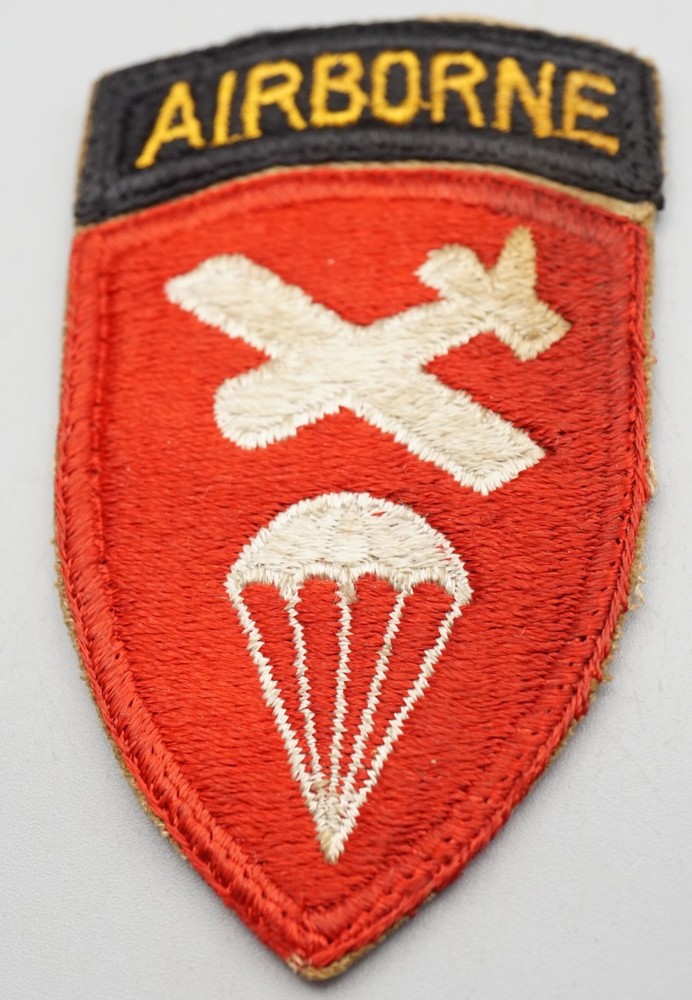 WWII Army Airborne Command DI Unit Crest Patch RARE WITH NO GLOW