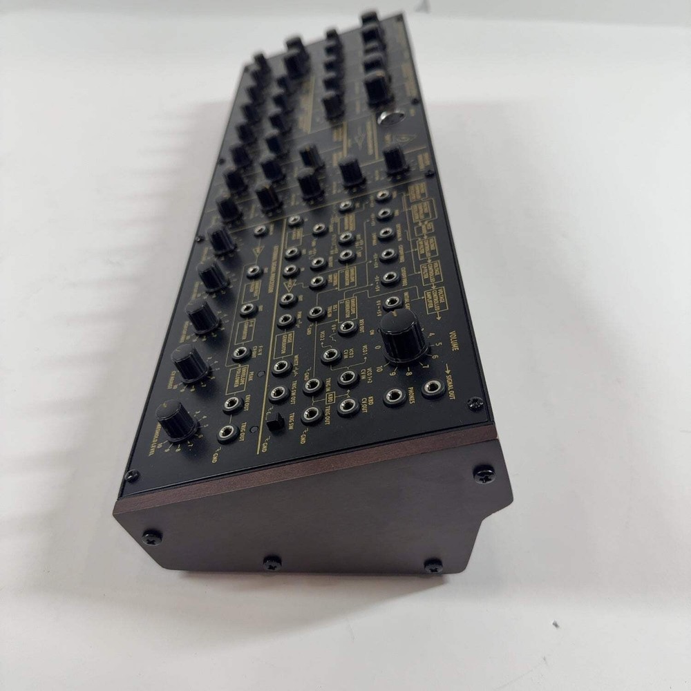 Behringer K-2 Synthesizer Semi-modular Analog Synthesizer