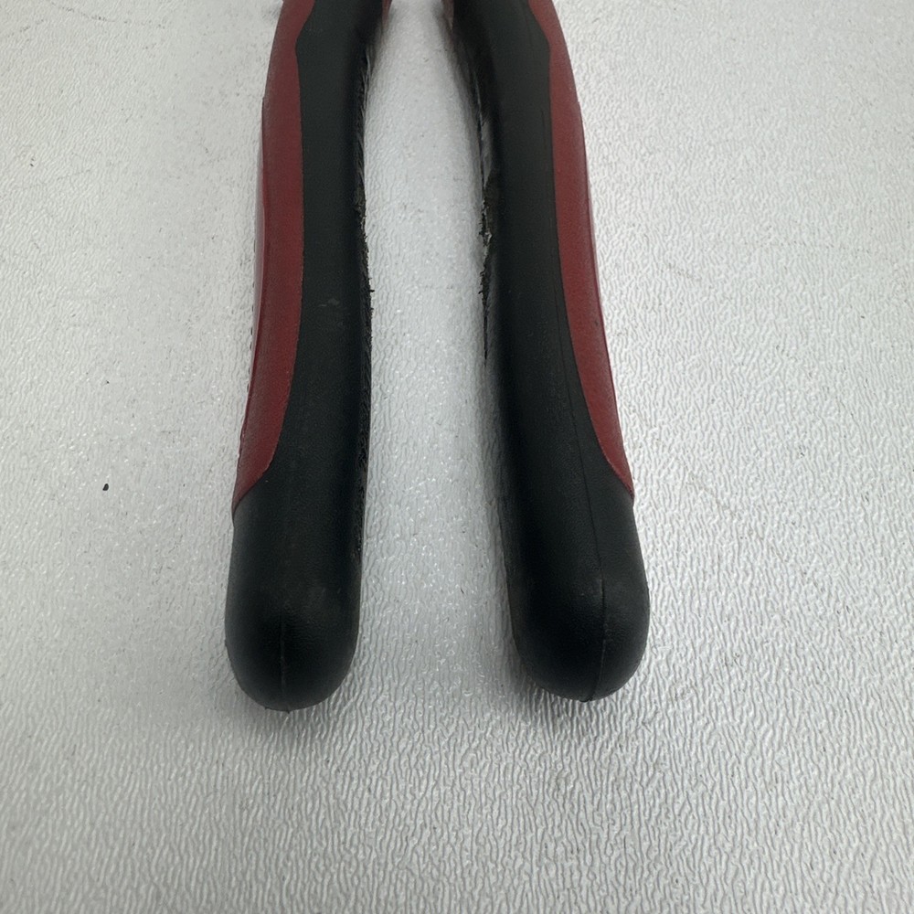 Klein Tools J63225N Journeyman High-Leverage Wire Cable Cutter and Stripper