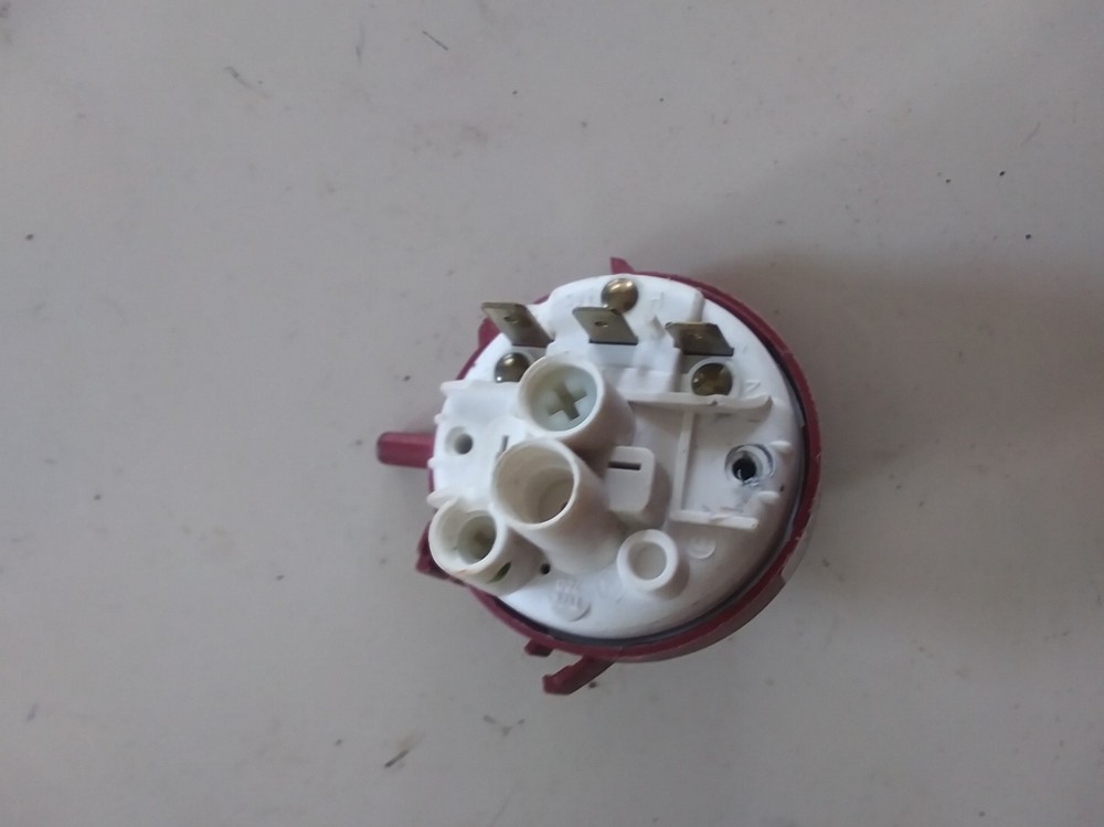 Frigidaire Washer Model FTF530FS0 Pressure Switch 134438301