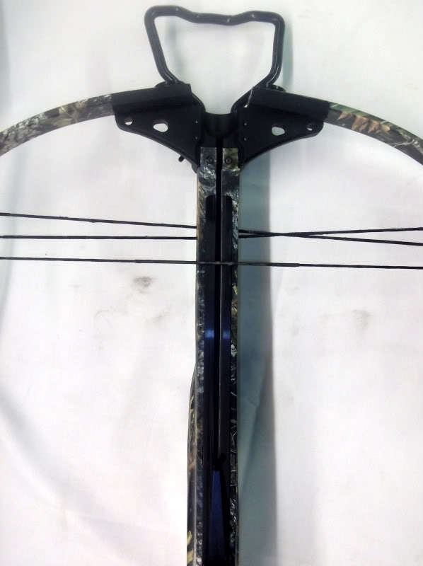 Parker Crossbow (Camo) w/ Simmons Scope Plano Case