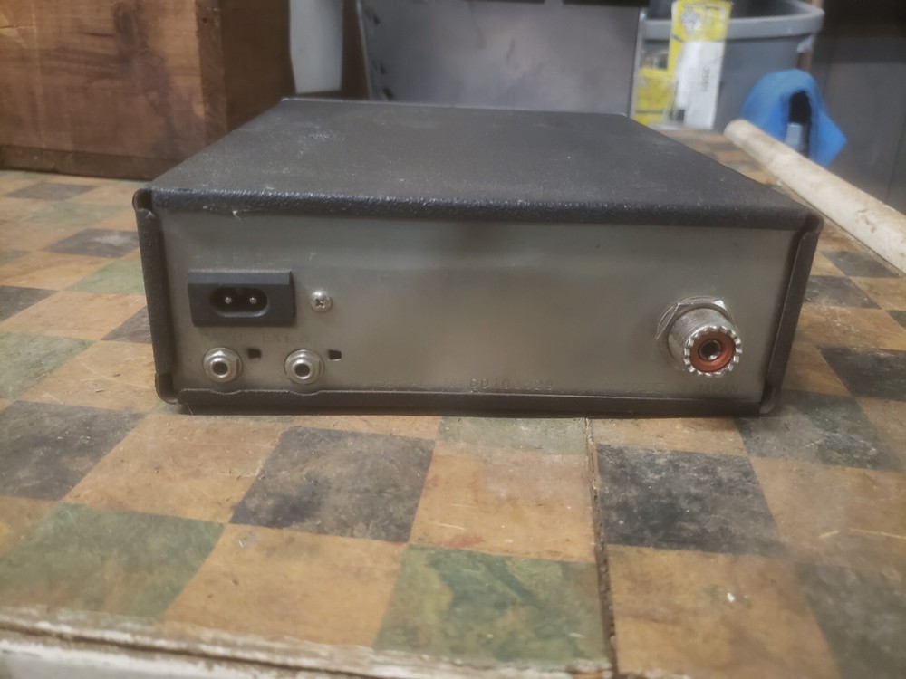 General Electric Model 3-5812A 40Channel CB Transceiver | Untested